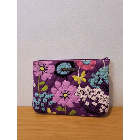 Vera Bradley (1) Purse (2) Wallets (1) CD Carrier (1) Makeup Bag Lot of 5 - Picture 13 of 16